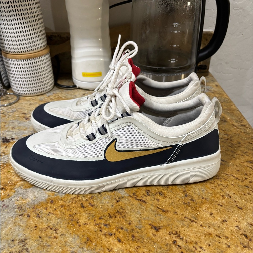 Nike Nyjah II size 11 - Picture 3 of 9